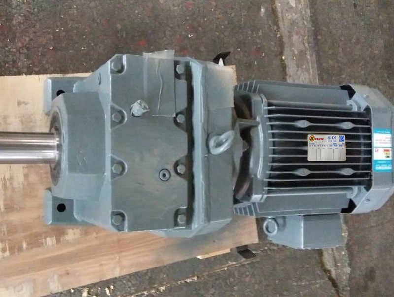 76.5轉(zhuǎn)的減速機(jī),76.5rpm/min減速電機(jī),每分鐘76.5圈的減速器.jpg 76.5轉(zhuǎn)的減速機(jī),76.5rpm/min減速電機(jī),每分鐘76.5圈的減速器.jpg